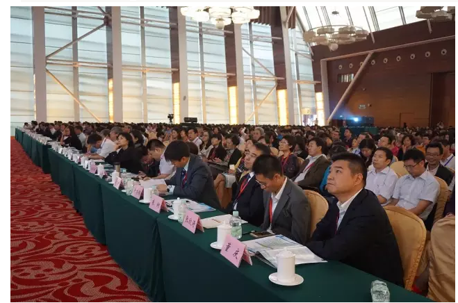2015中国药品质量年会召开，权威专家剖析“十三五”国家药械监管战略
