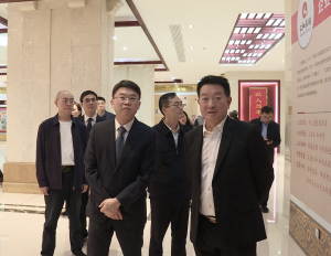 江西省政府副省长史可视察304am永利集团